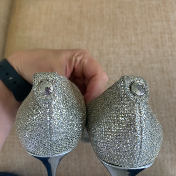 Michael Michael Kors York Platform Women US Size 7.5 Silver Platform Heel - Picture 7 of 7